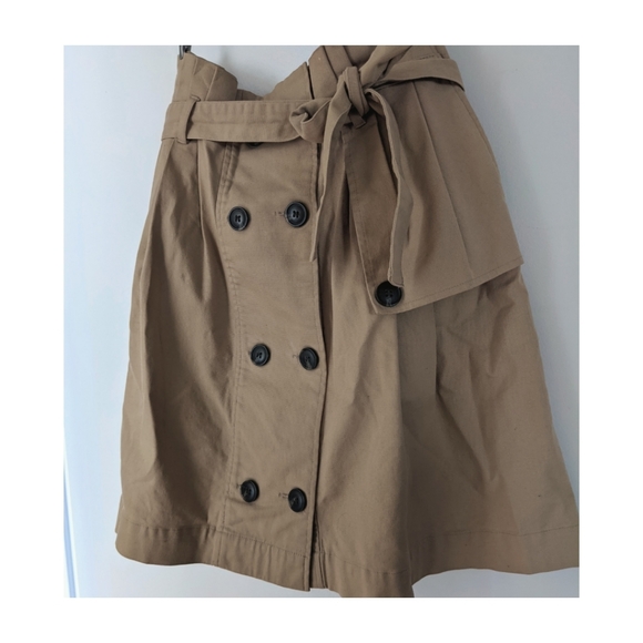 High Waisted Cotton Cargo Skirt - Picture 2 of 3